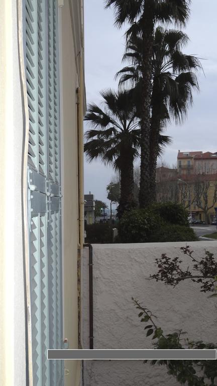 La Maison Au Soleil Menton Ruang foto