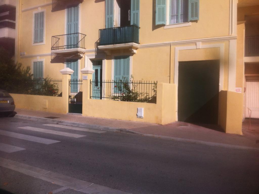 La Maison Au Soleil Menton Ruang foto